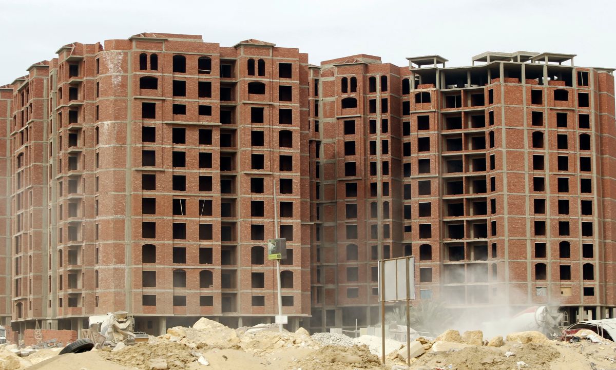 2013-04-03T120000Z_853896476_GM1E9431MDU01_RTRMADP_3_EGYPT-HOUSING.JPG