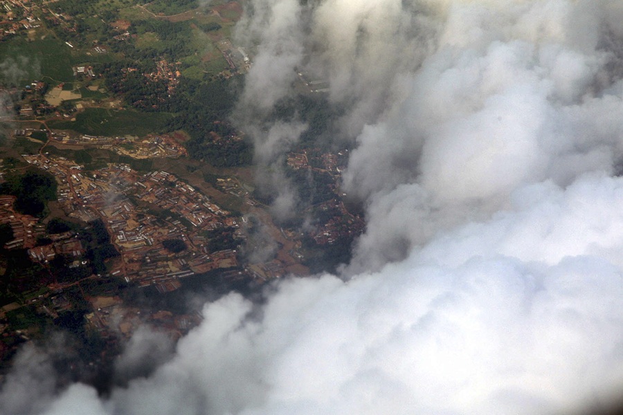 AFP__20130126__Hkg8215440__v1001__HighRes__IndonesiaWeatherFloods.jpg
