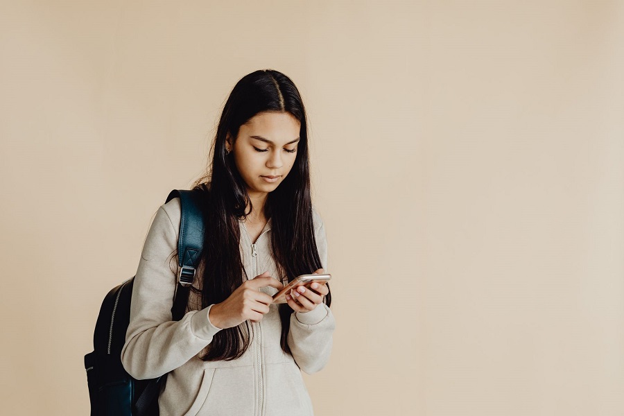 pexels-karola-g-8147478.jpg