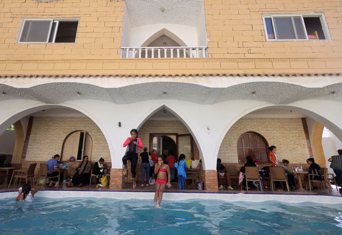 2023-09-04T075038Z_1839458181_RC21V2AKER7I_RTRMADP_3_EGYPT-ECONOMY-HOLIDAYS.JPG