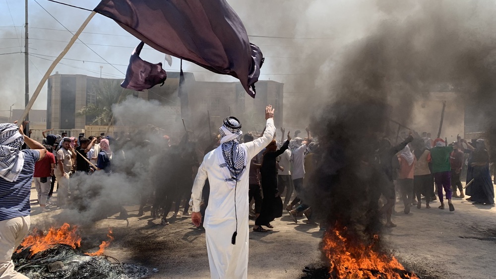 AFP__20240721__364P2TG__v1__HighRes__IraqEconomyElectricityWeatherProtest.jpg