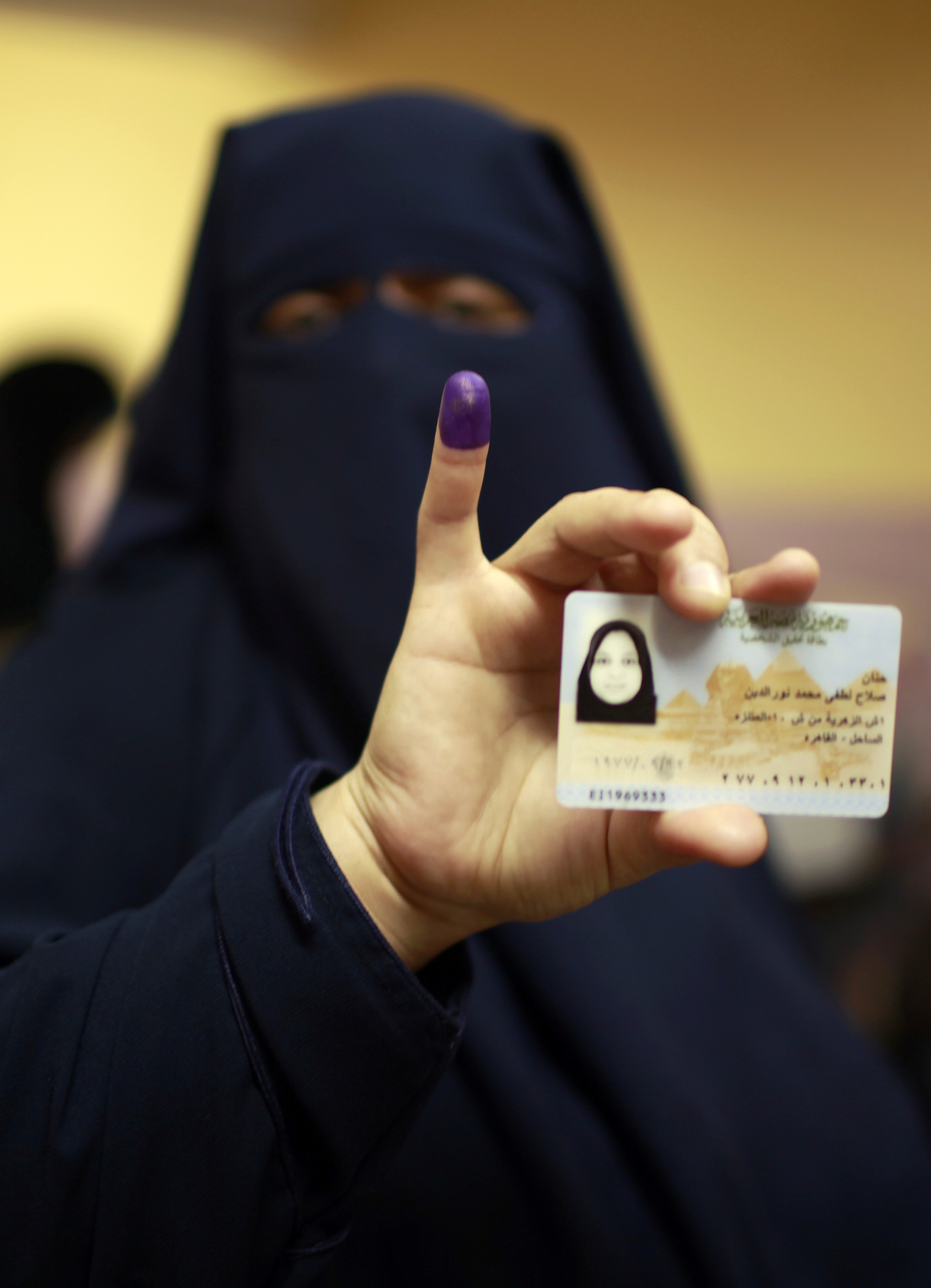 2012-05-24T120000Z_2060134697_GM2E85P025001_RTRMADP_3_EGYPT-ELECTION.jpeg