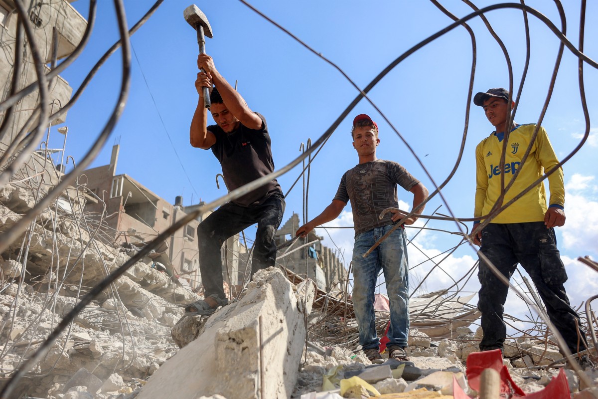 AFP__20260817__C4UF7KQ__v1__MidRes__PalestinianIsraelConflictGazaRecyclingReconstruc.jpg