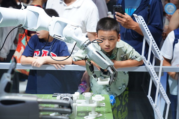gettyimages-2291767864-594x594.jpg