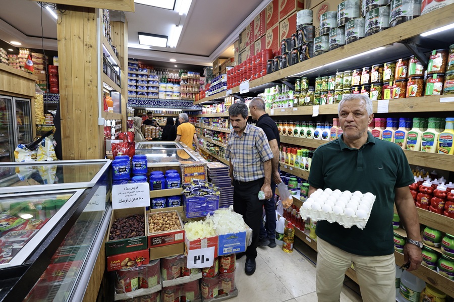 AFP__20260916__C8F76ZJ__v1__HighRes__IranUsIsraelWarEconomy.jpg