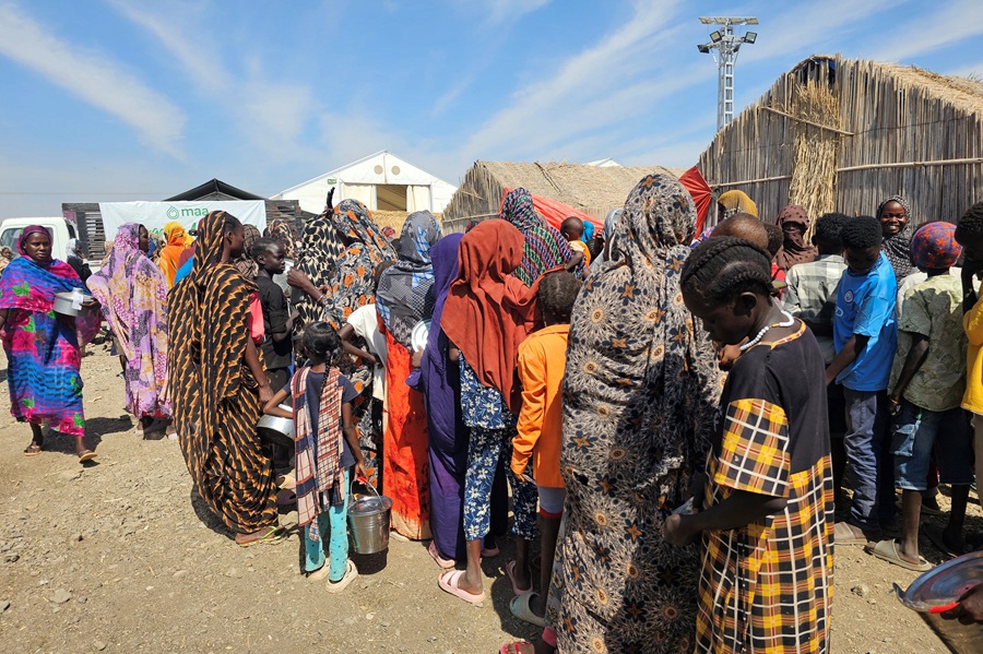 AFP__20260206__96EP2CQ__v2__HighRes__SudanConflictDisplacedAid.jpg