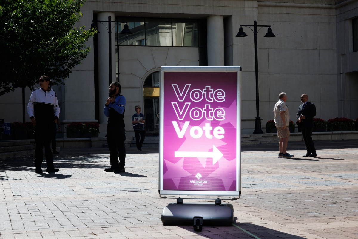AFP__20260918__2295292583__v1__MidRes__EarlyVotingBeginsForTheMidtermElectionsInVirg.jpg
