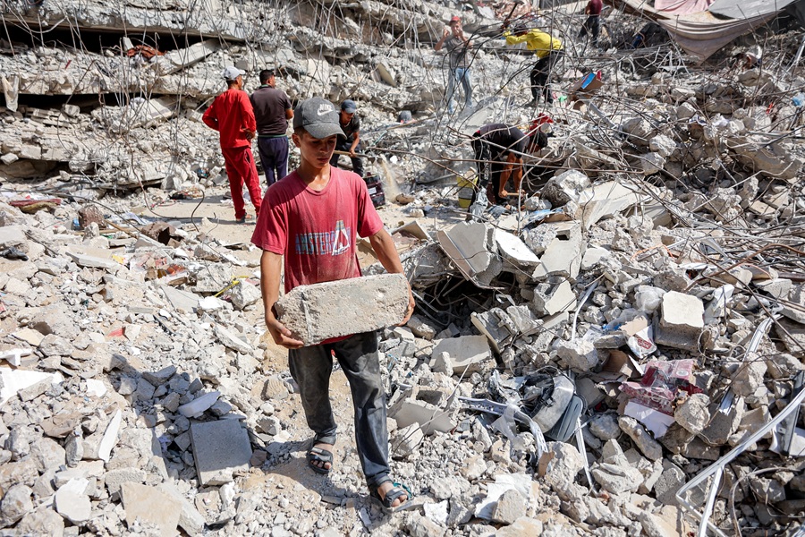 AFP__20260817__C4UF7L9__v1__HighRes__PalestinianIsraelConflictGazaRecyclingReconstru.jpg