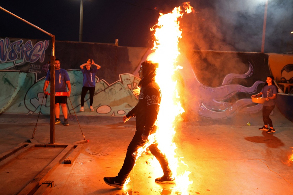Iranian stunt performer Mojgan Nematollahi afp.jpg
