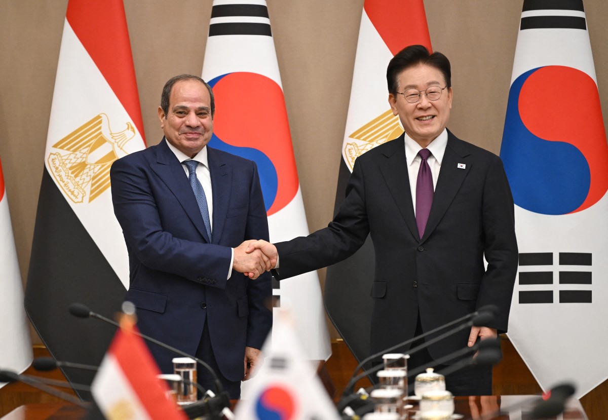 كيف تستفيد مصر من جولة السيسي الآسيوية؟