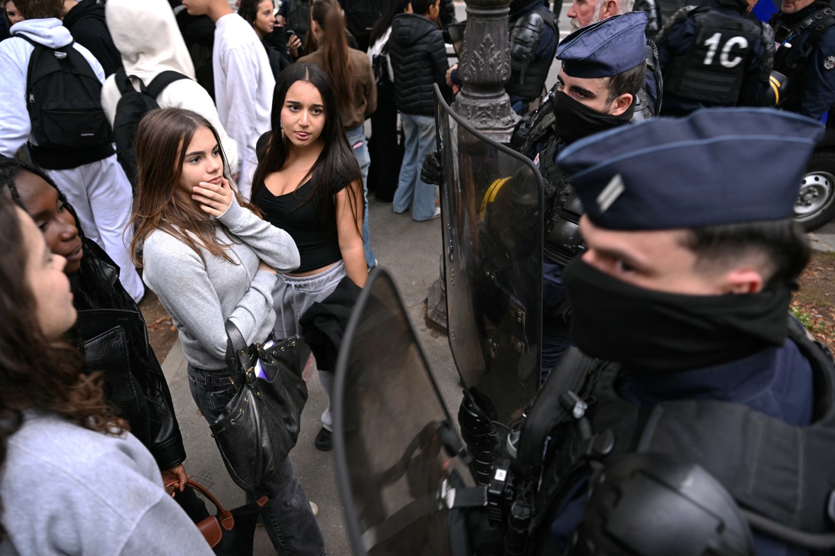 AFP__20261009__D2Q62WZ__v1__MidRes__FranceEducationProtestPolitics.jpg