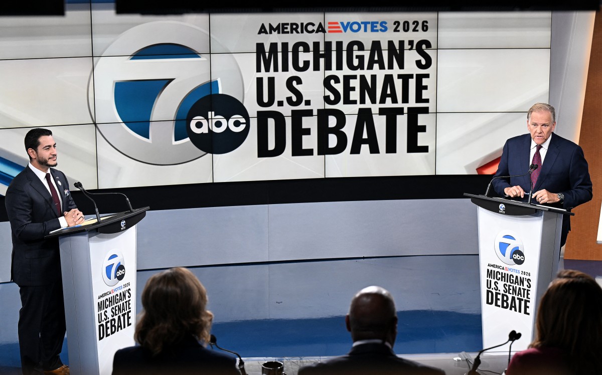 AFP__20261022__2300813466__v1__MidRes__MichiganSenateCandidatesAbdulElSayedAndMikeRo.jpg